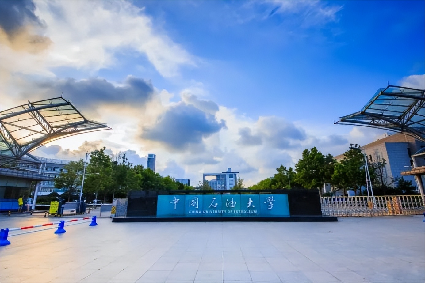 中国十大高薪行业,我国十大高薪职业