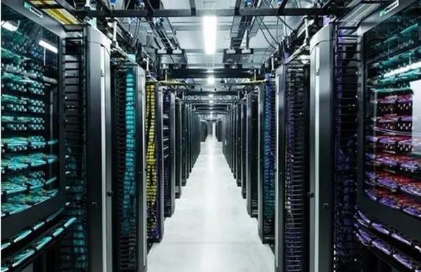 42u服务器机柜标准尺寸是多少,机柜1u和2u到底区别多大