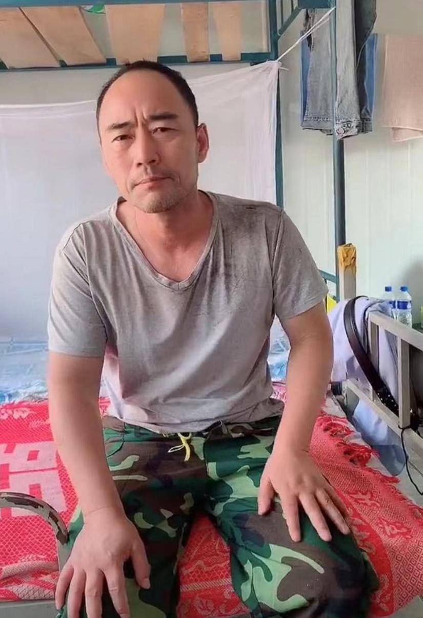 旭日阳刚2017年现状,旭日阳刚对汪峰什么看法