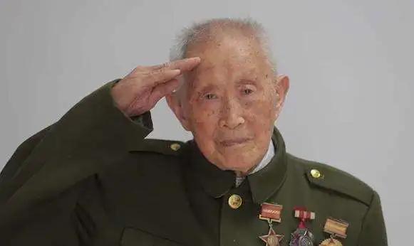 中国女足第一功臣,中国女足的感人事迹