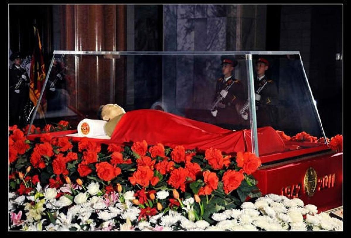 为什么说毛主席的水晶棺“举世无双”，它的制作过程有多复杂？