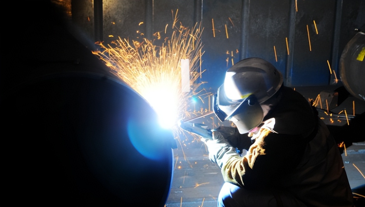 靠卖惨走红的水泥西施现状,水泥西施真实身份揭穿