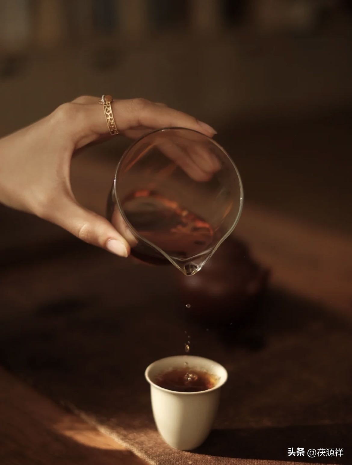 闲下来喝杯茶静心养生心情愉悦,饮一杯清茶携一份安静