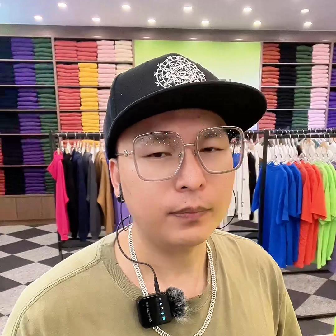 服装店怎么抓住每天的人流量,服装店的线上流量到底怎么做
