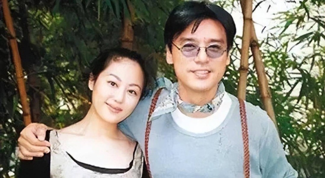 香港第一败家女，败光2个亿万富翁，为还2.5亿债款41岁做“*星艳**”