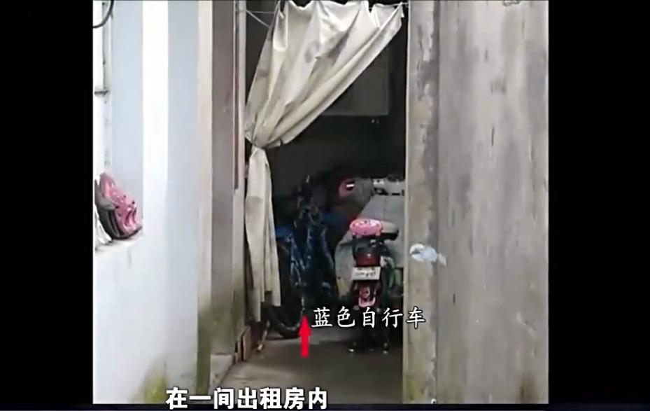 15岁少年偷开奔驰车撞死人逃逸,少年偷开奔驰撞死人逃逸