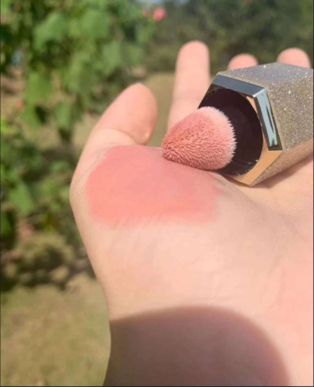 好看的奶杏色腮红推荐,五款显气色的腮红推荐