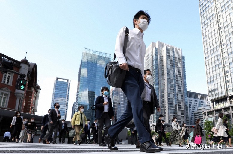 招工后无编人员如何解决编制,同一单位编外人员入编难不难