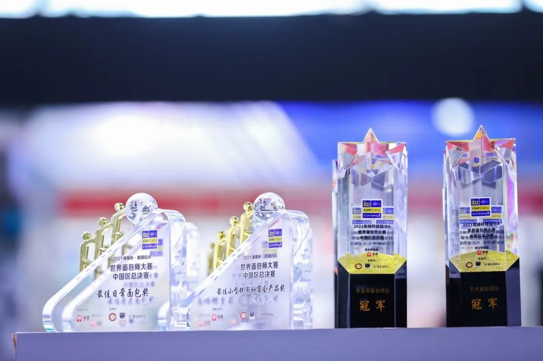 四冠王！专注面包领域，做实用产品！独家采访「林业强」