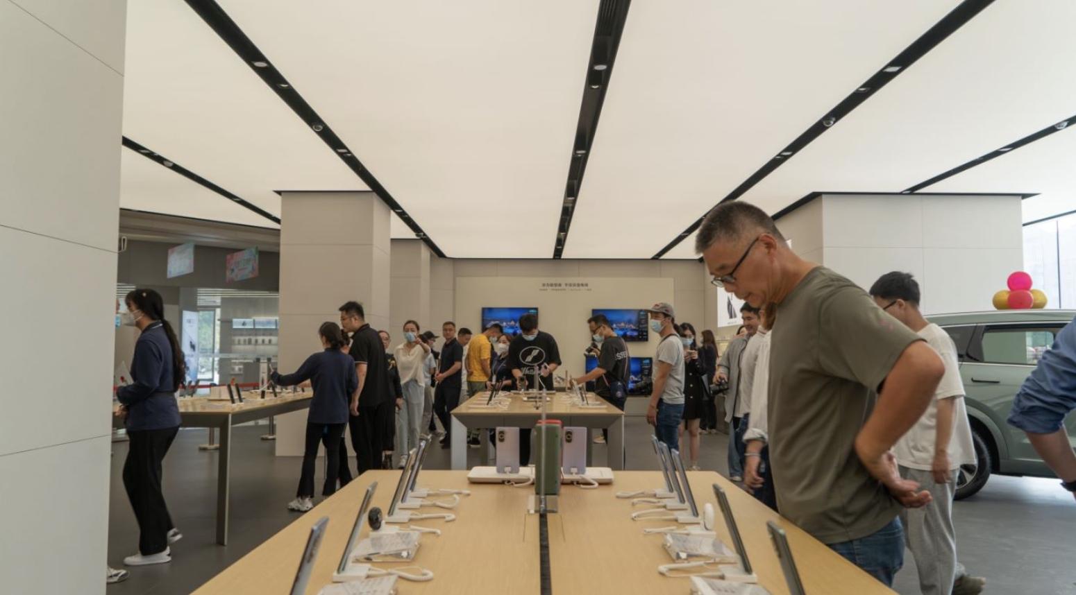 扬州五彩世界门店饰品,扬州五彩世界哪些旗舰店