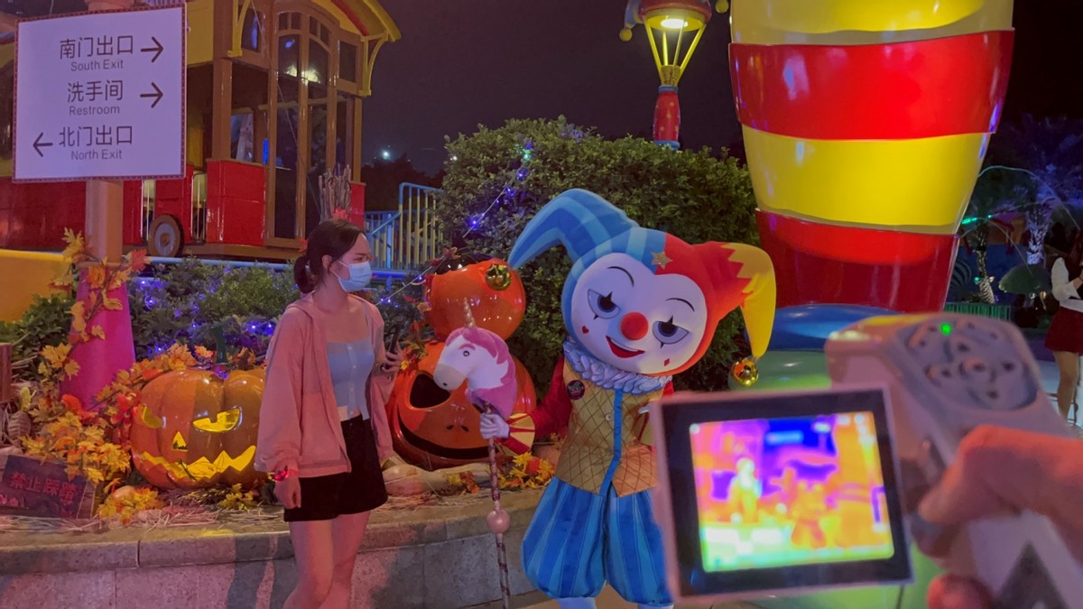 夜探长隆｜万圣节遇上红外热像仪，会有什么不一样的体验？