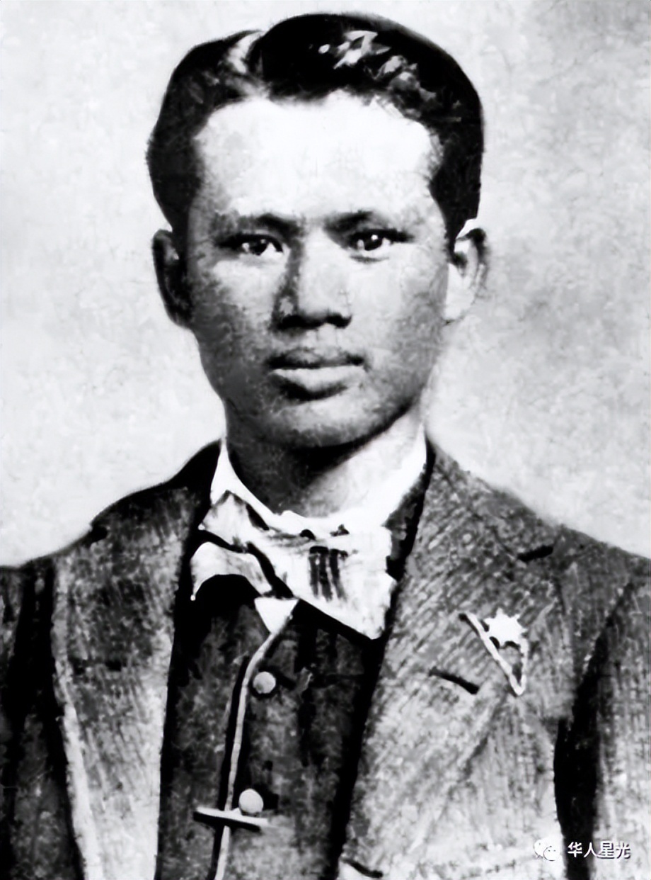 女儿正国级，儿子做*官高**，这位中国父亲，是所有人的教子典范！