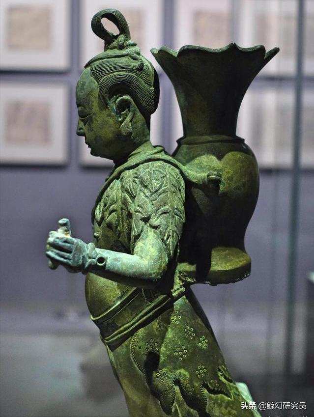 2200多年前战国水晶杯,战国杯水晶杯