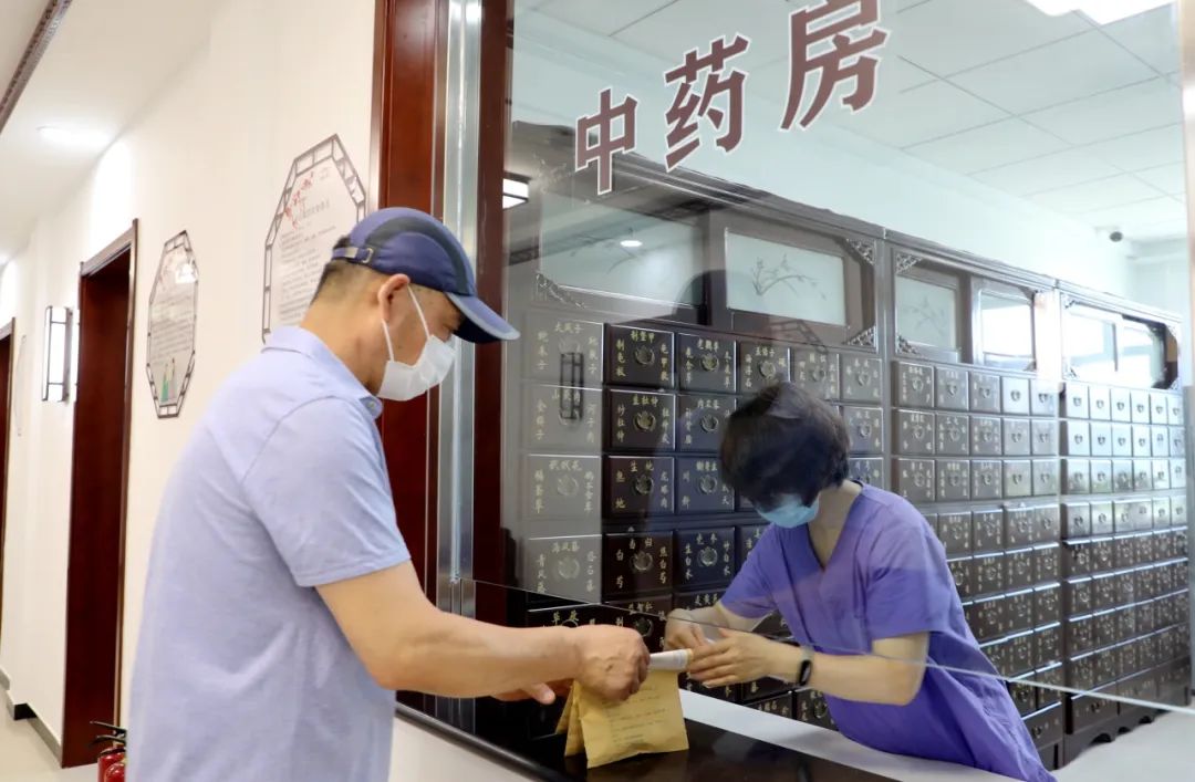 社区卫生服务站方便居民就医,社区卫生服务站迁址公告