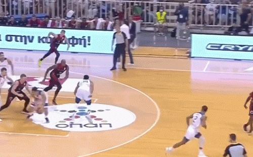 字母哥对决东契奇,东契奇与字母哥10大综合能力对比