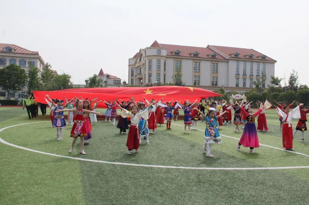 江苏省盐城市亭湖区新洋实验小学,盐城市新洋实验小学三年级