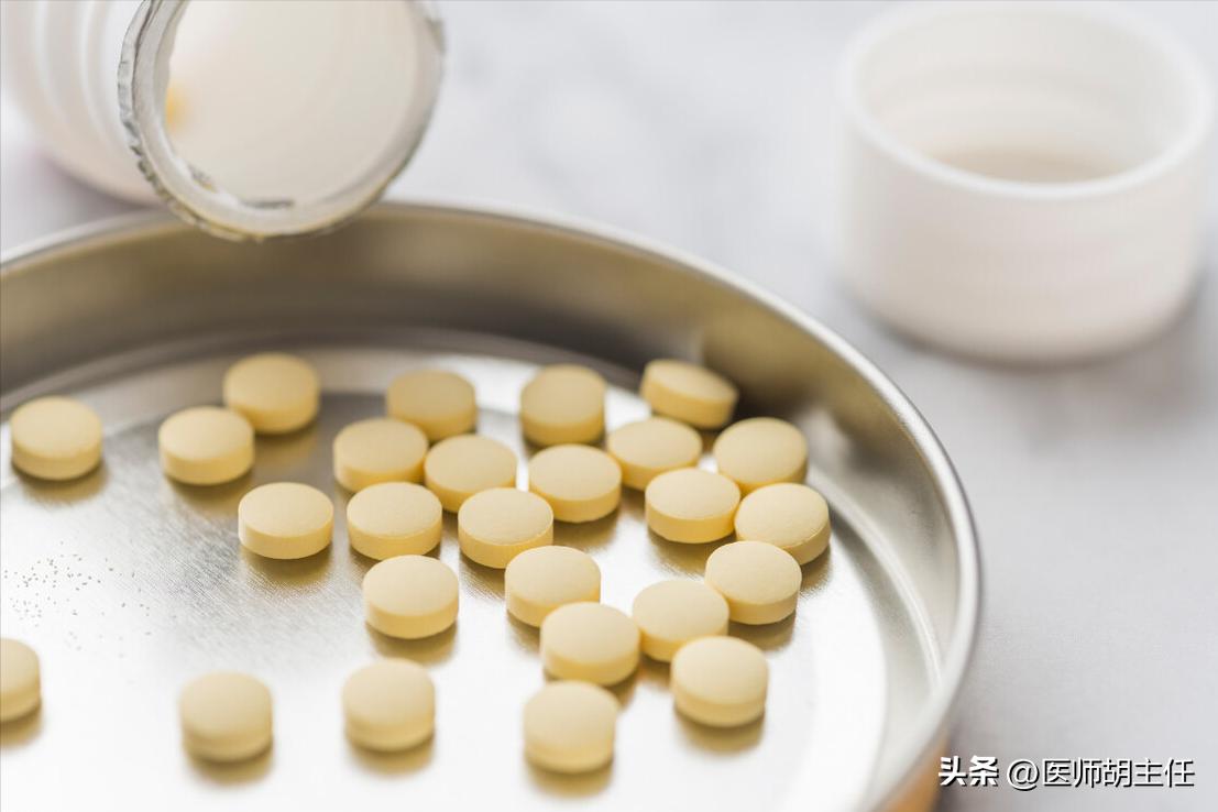 中老年人补充叶酸哪种牌子好,中老年白发补充叶酸有用吗