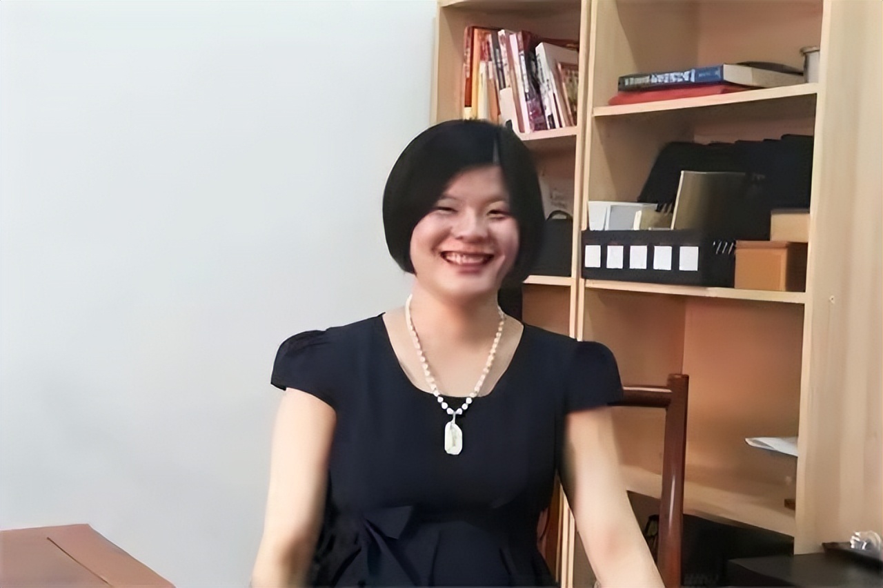 入殓师为什么不能触碰亲人的尸体,人死后必须要用入殓师吗