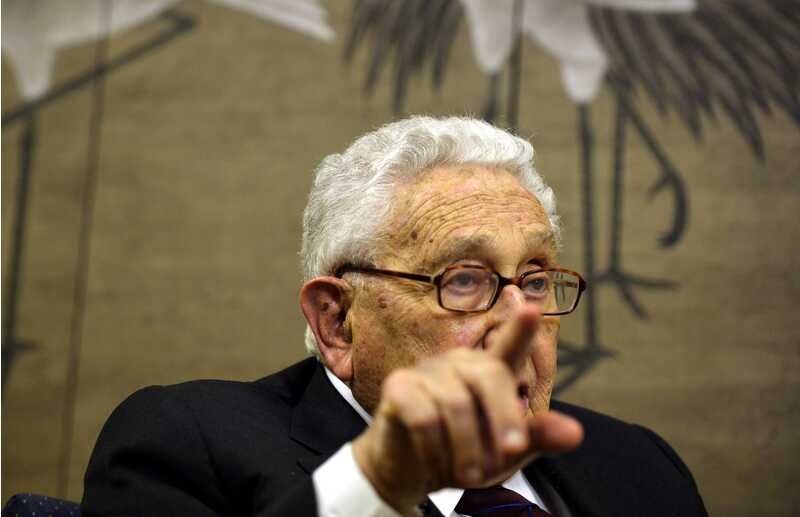 如果解放军“进攻”台岛将付出沉重代价？基辛格：美军应更换战术