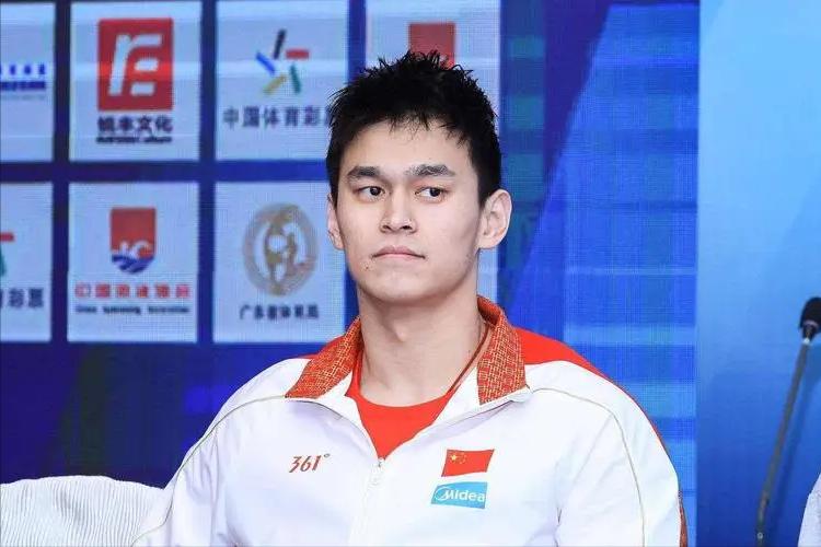 盘点几位吃相很难看的主播,直播带货引争议的六位明星