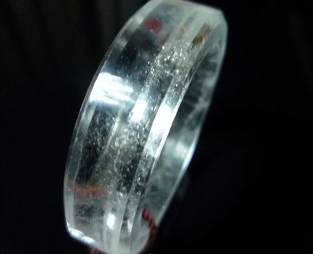 无瑕胜玉美至洁过冰清的意思,无瑕胜玉美