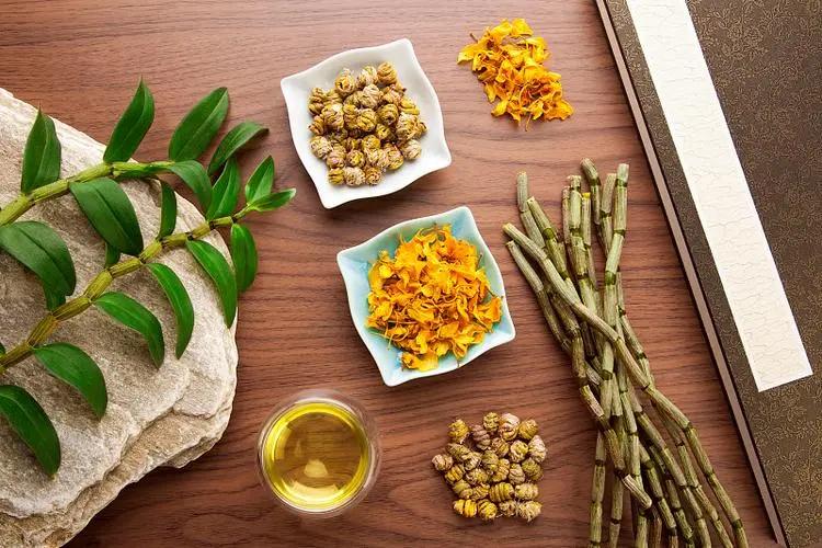 石斛的正确吃法石斛的功能,石斛的正确吃法视频