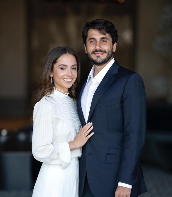 中东仙后当婆婆？和儿子像同龄人的她怎么还能越来越美？