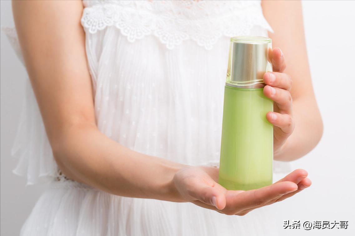 船到韩国，船长听了女人的话，遭好心女华人欺骗，损失4万5千多