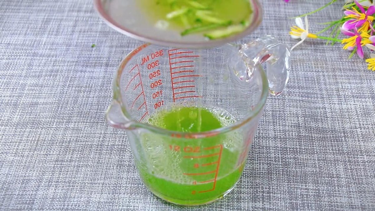 肝火旺睡眠不好怎么调理吃什么,肝火旺睡不好可以喝决明子茶吗