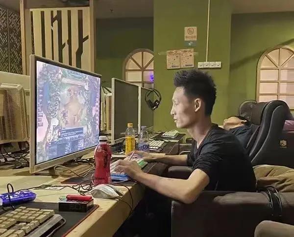 鎴戠溂涓殑鑰佺綏鍘熺増,涓滃尯澶х鑰佸垬