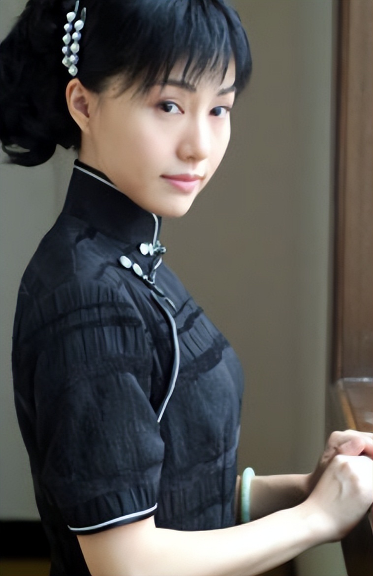 林心如对周杰吻戏事件的回应,周杰澄清跟林心如拍吻戏