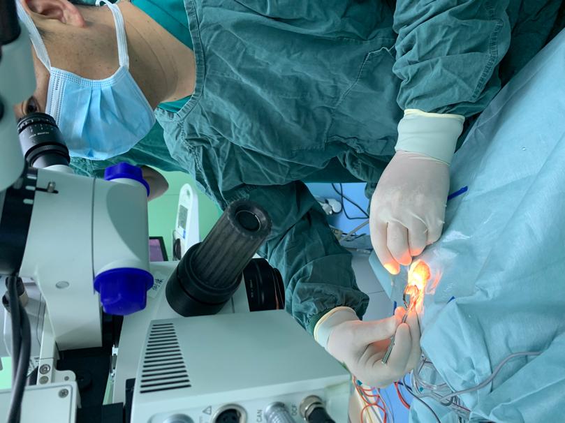 哈医大一院眼科医院专家手术,哈医大一院眼科白内障手术