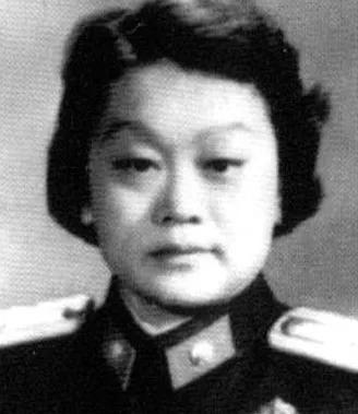 红色经典《朝阳花》，出自谁之手，主要讲述了什么？