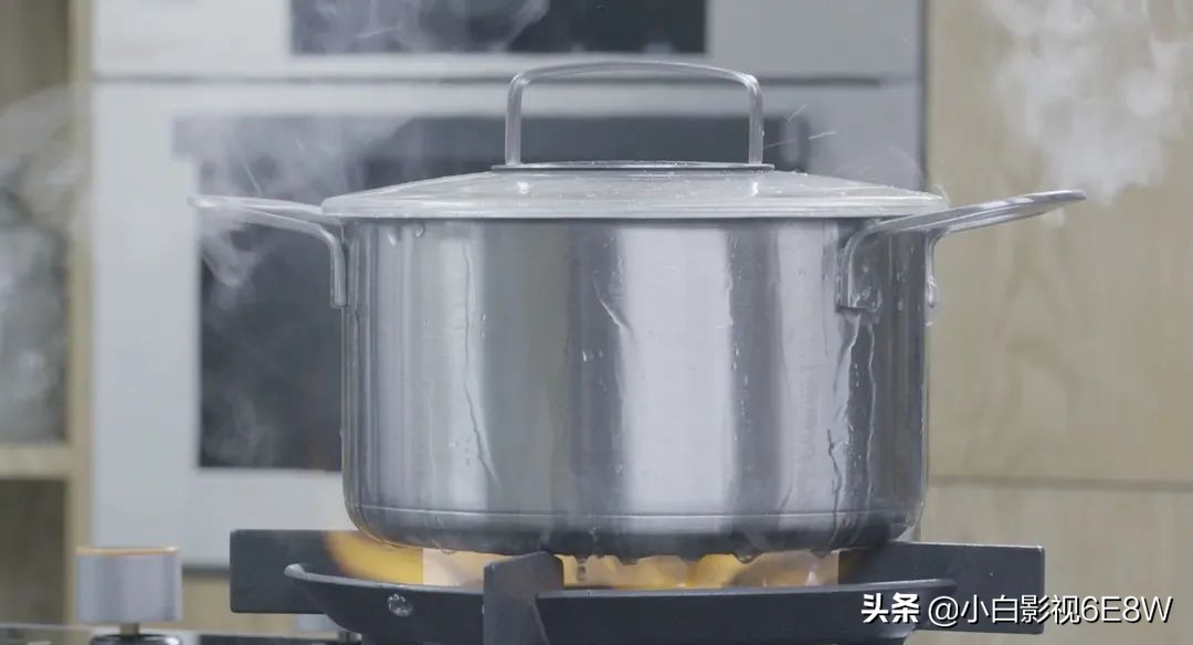 灶具打不着火什么原因,灶具打火时有嗒嗒声打不着火