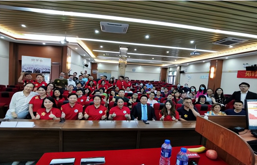 窦毅简历,窦毅华为