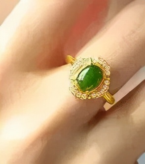 有眼不识金镶玉典故,有眼不识金镶玉完整句子是什么