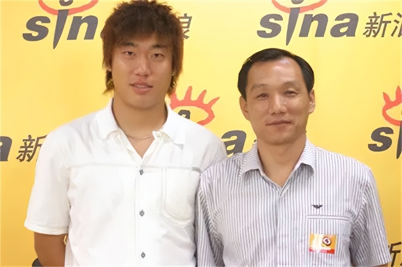 前国脚孙贤禄和贝利互换球衣,孙贤禄最新消息