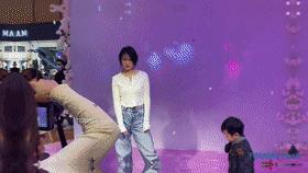 商场装置艺术制作,商场店铺空间艺术设计制作