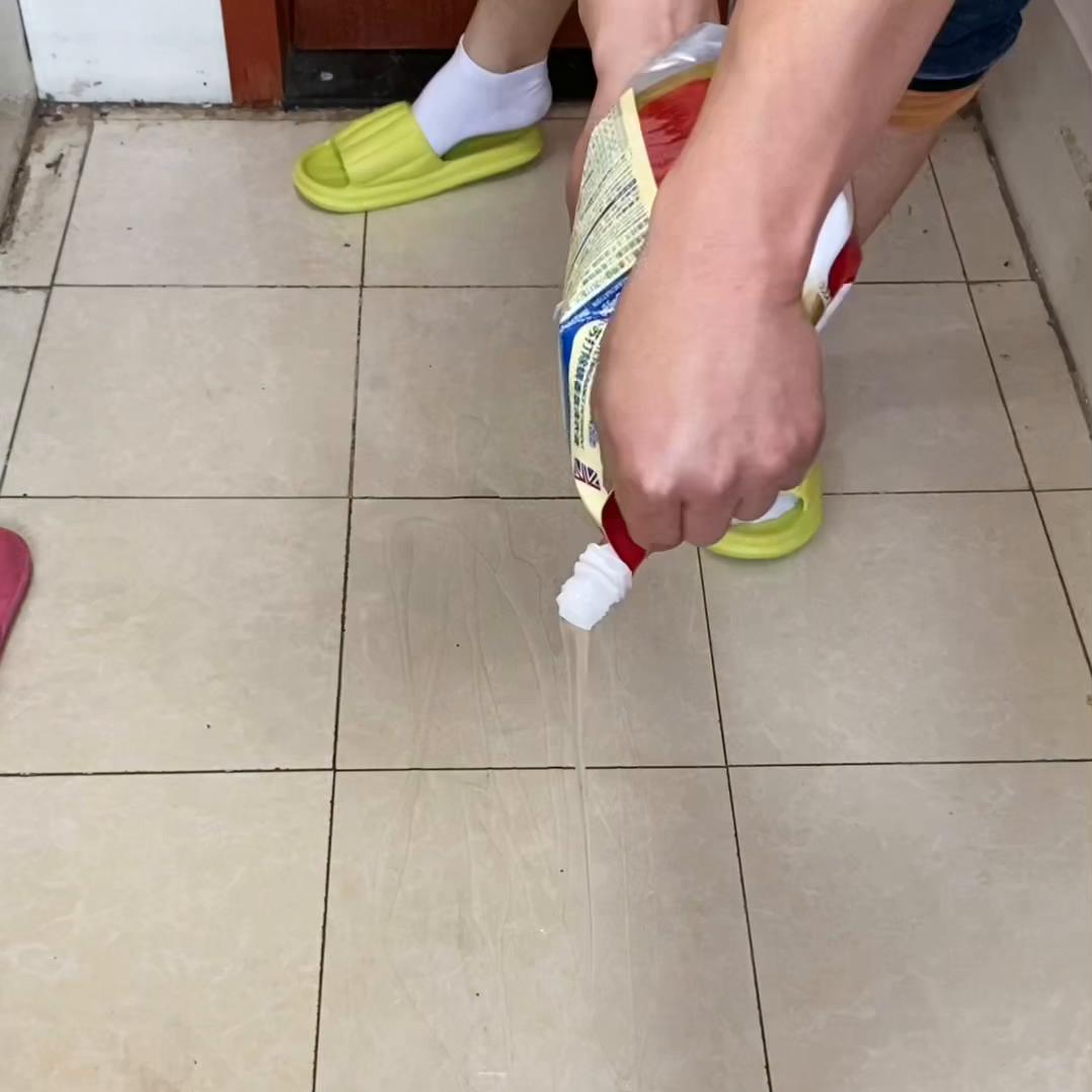 踩屎感拖鞋口碑高,平价拖鞋踩屎感潮