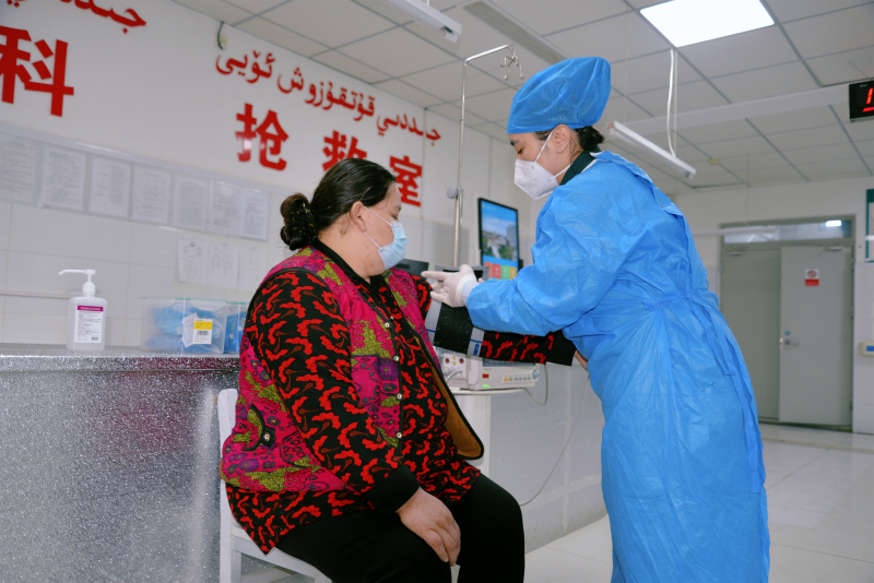 和田民众医院地址,和田地区人民医院抢救病人