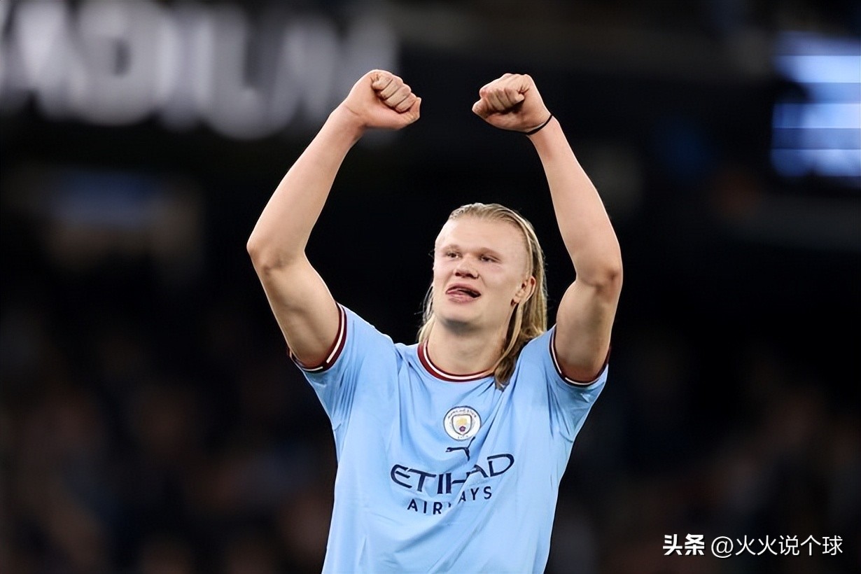 哈兰德英格兰足球年度最佳球员,哈兰德英超最佳球员领奖