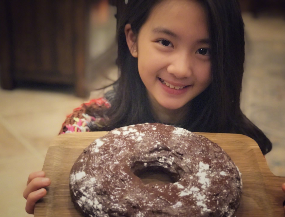 黄磊的女儿穿情侣装,黄磊女儿出国留学