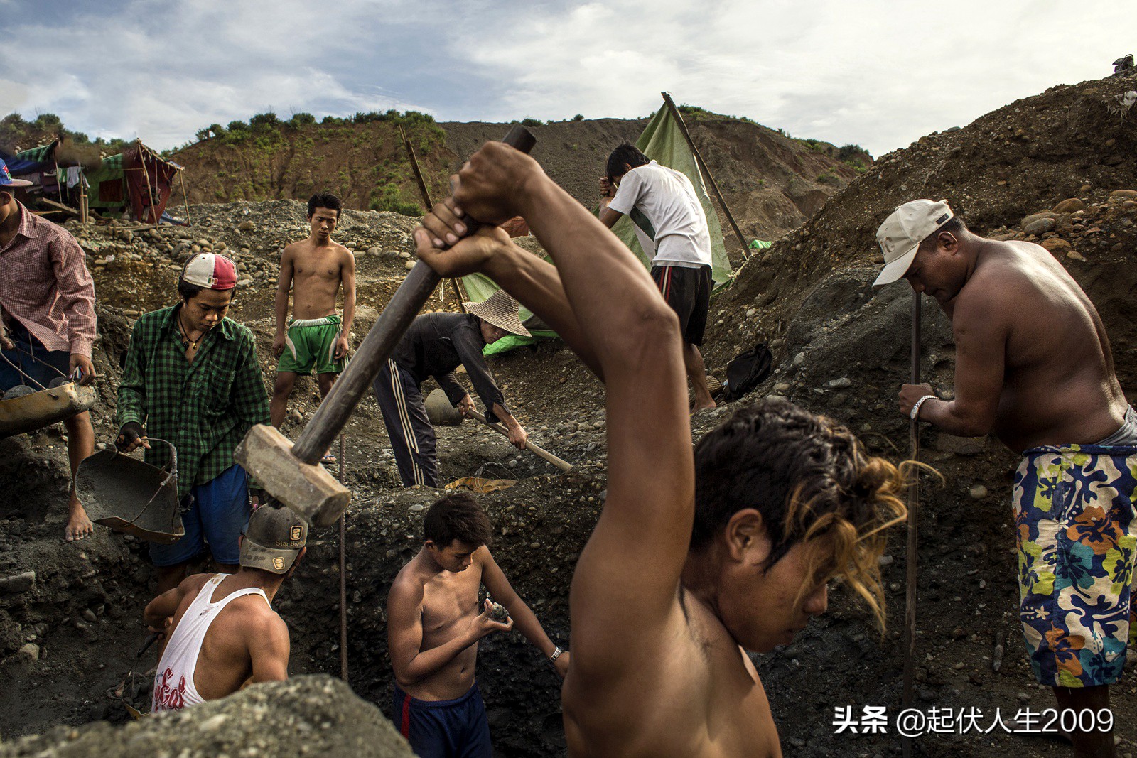 你手里的钱保值吗,你购买的翡翠升值了吗