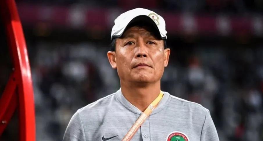 河南建业主教练最新消息,河南建业足球俱乐部主教练是谁