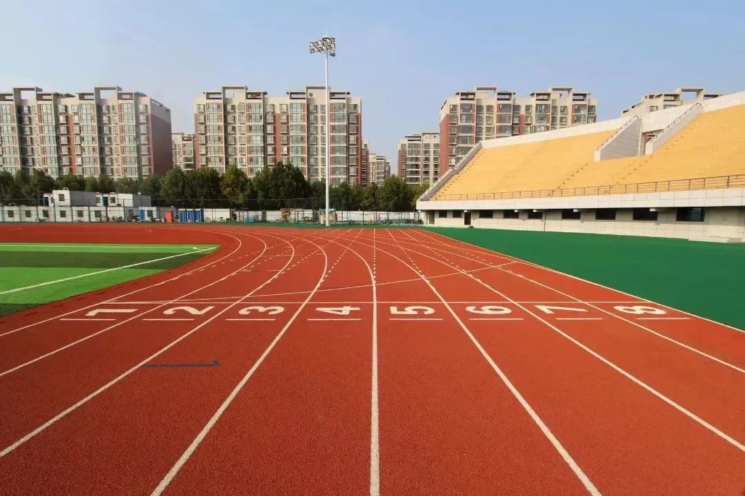 选择郑州城轨交通学校,郑州航院一本还是二本呢