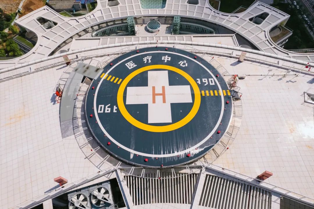 广州地铁亚洲最大地铁站,亚洲最大的地铁接驳站