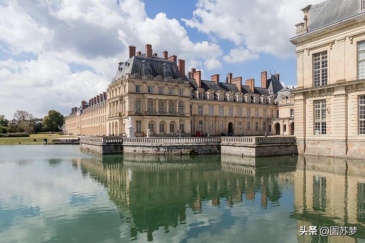 法国巴黎不愧是浪漫之都,法兰西浪漫之都