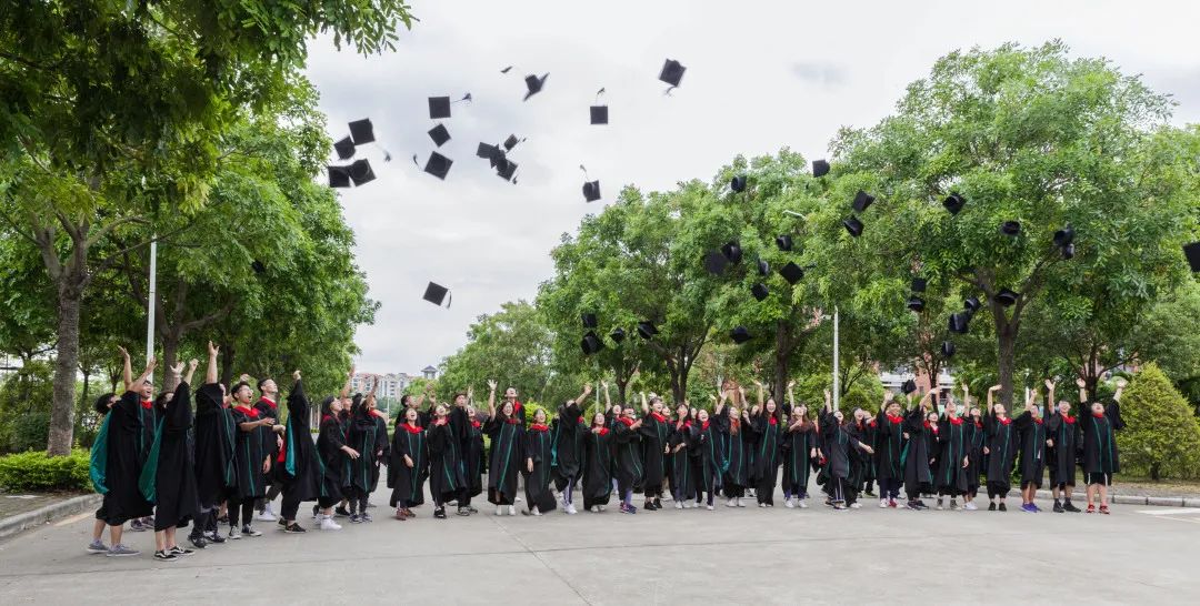 广州新华学院选什么专业好,广州新华学院属于正规大学吗