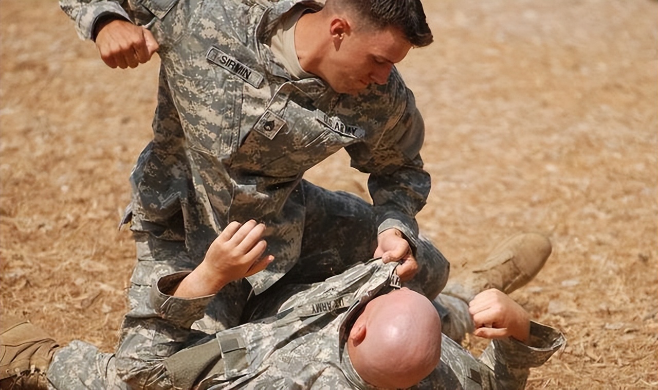 以色列格斗术只打要害，招招致命？其到底有多凶狠？