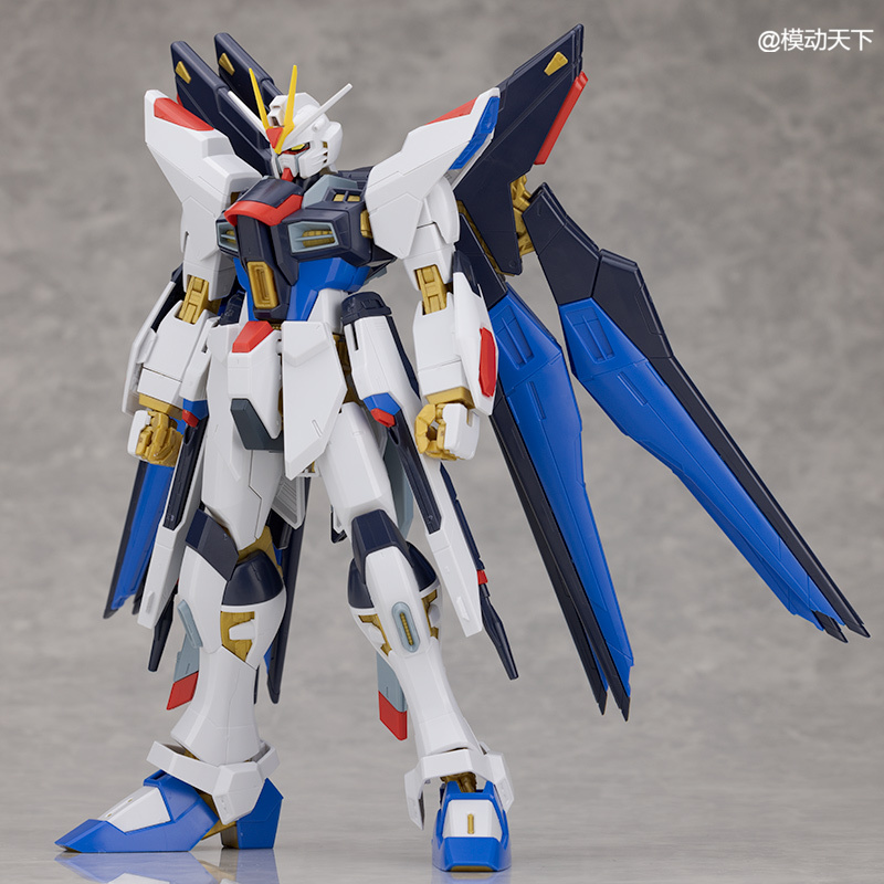 万代基地限定mg完美强袭,万代mg创制强袭配色方案